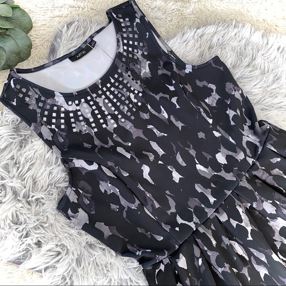 NWT Women’s Apt 9 Printed Dress - Picture 2 of 5